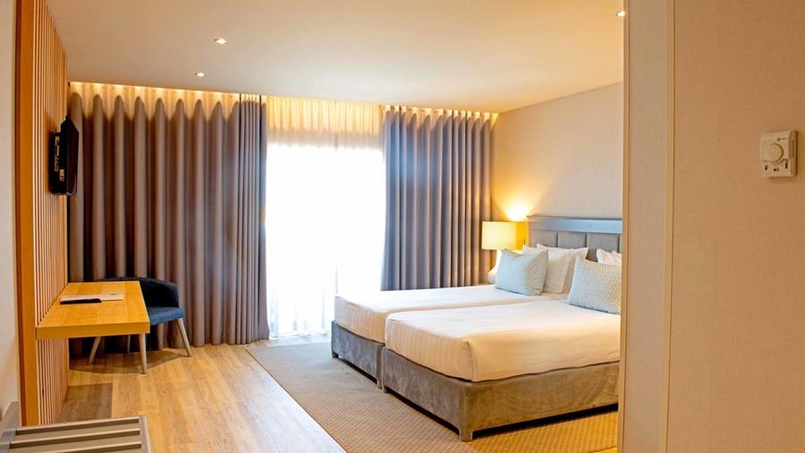 Hotel Cristal Praia Resort & Spa ヴィエイラ・デ・レイリア エクステリア 写真
