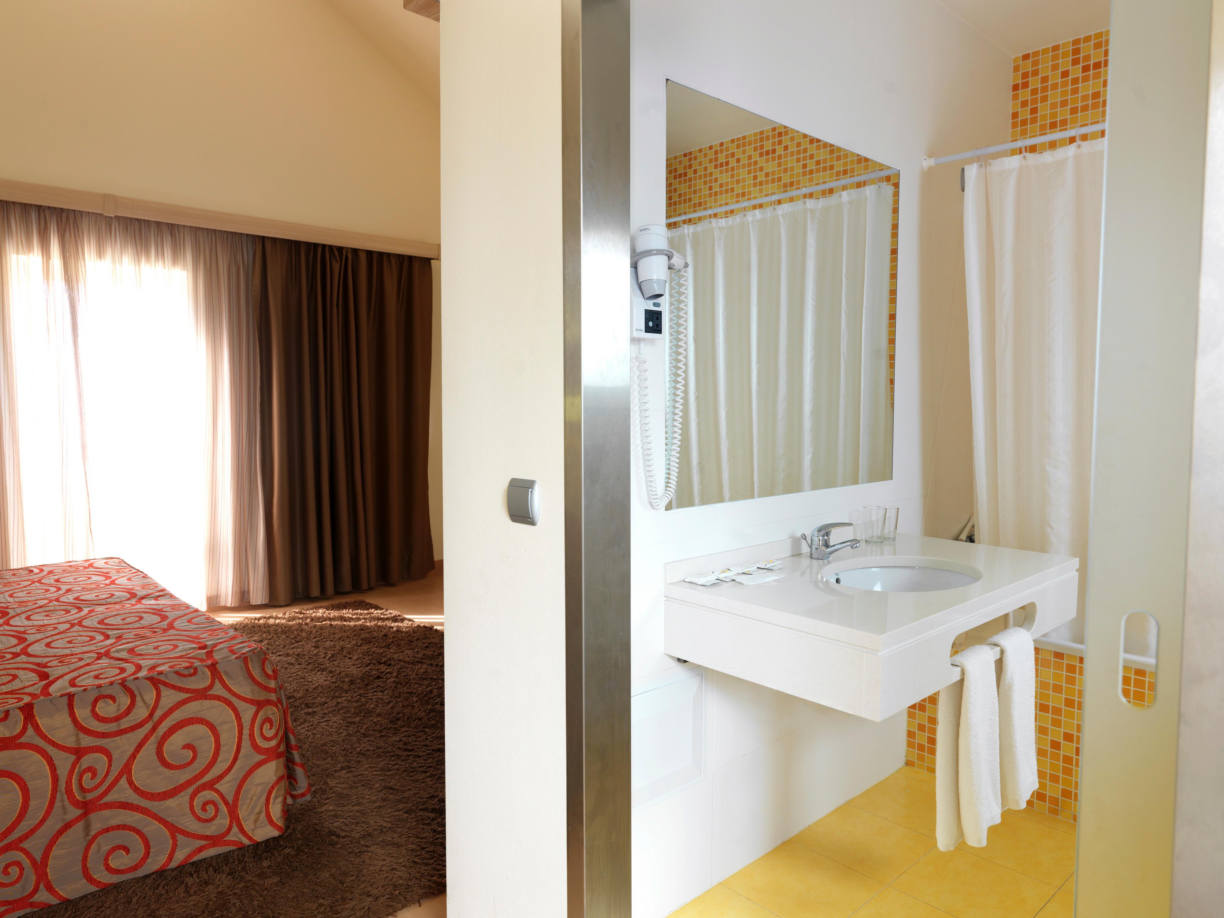 Hotel Cristal Praia Resort & Spa ヴィエイラ・デ・レイリア 部屋 写真